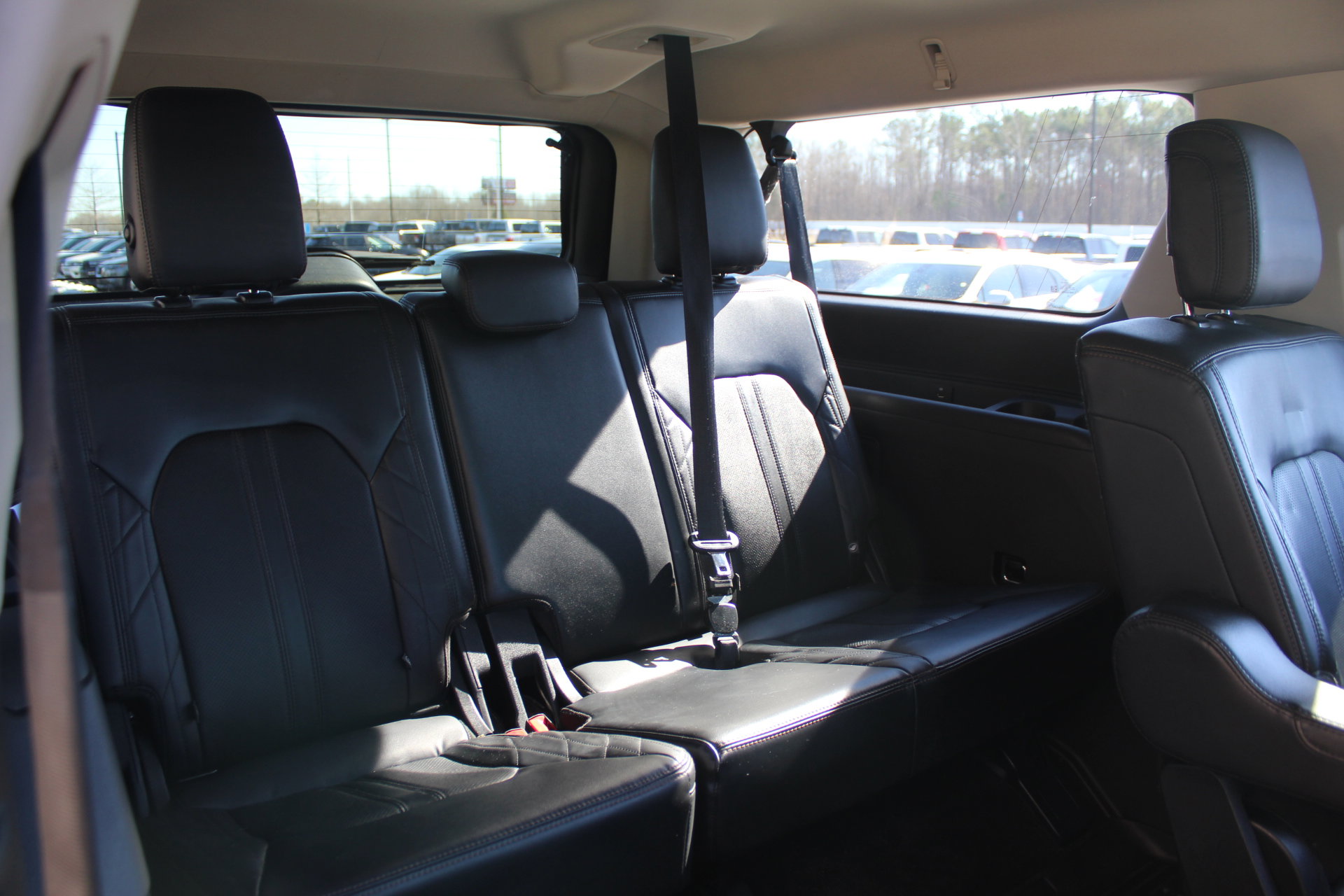 Used 2018 Ford Expedition Max Platinum image 37