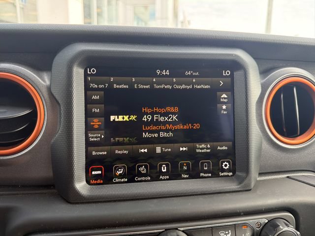 Used 2023 Jeep Gladiator Mojave w/ Cold Weather Group AWD/4WD image 22