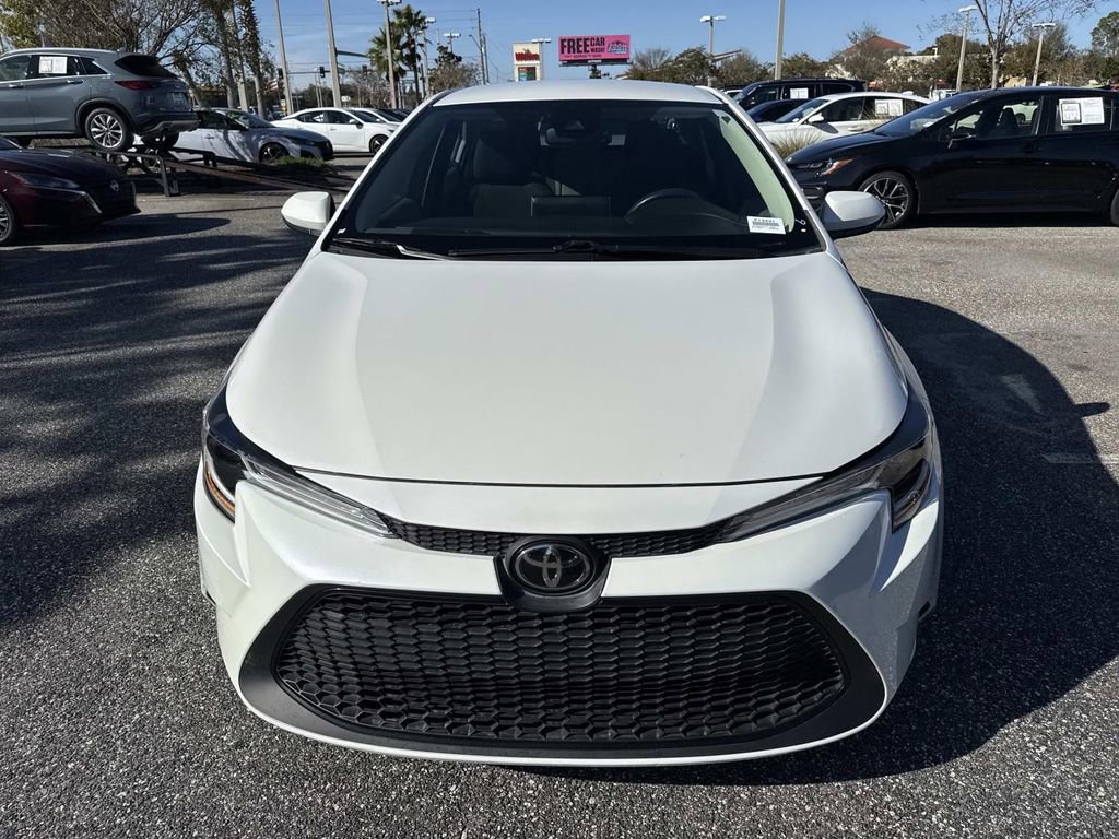 Used 2020 Toyota Corolla LE image 9