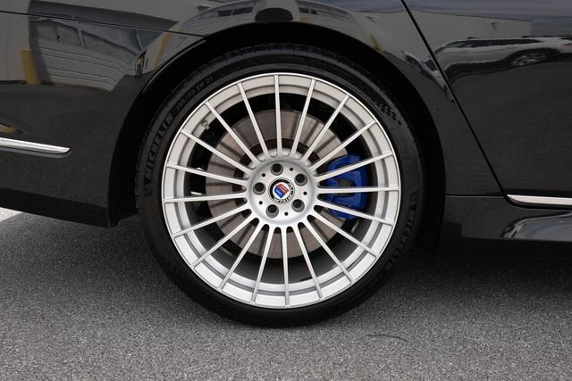 Used 2021 BMW ALPINA B7 xDrive w/ Luxury Rear Seating Package AWD/4WD image 10