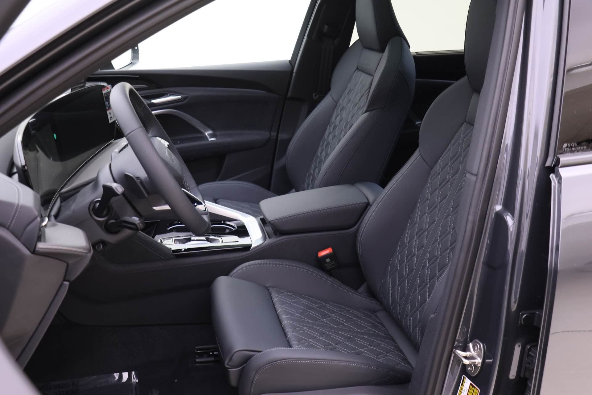 New 2025 Audi SQ5 Premium Plus image 7
