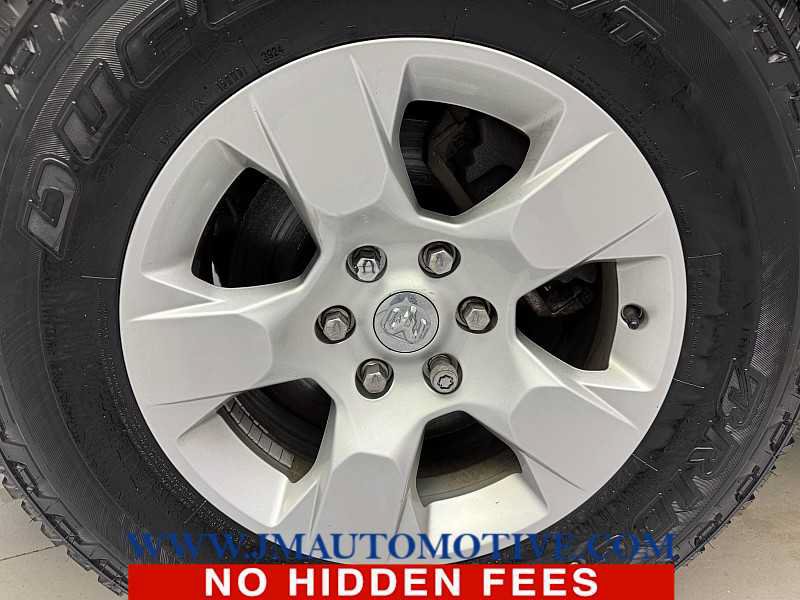 Used 2023 RAM 1500 Big Horn AWD/4WD image 9
