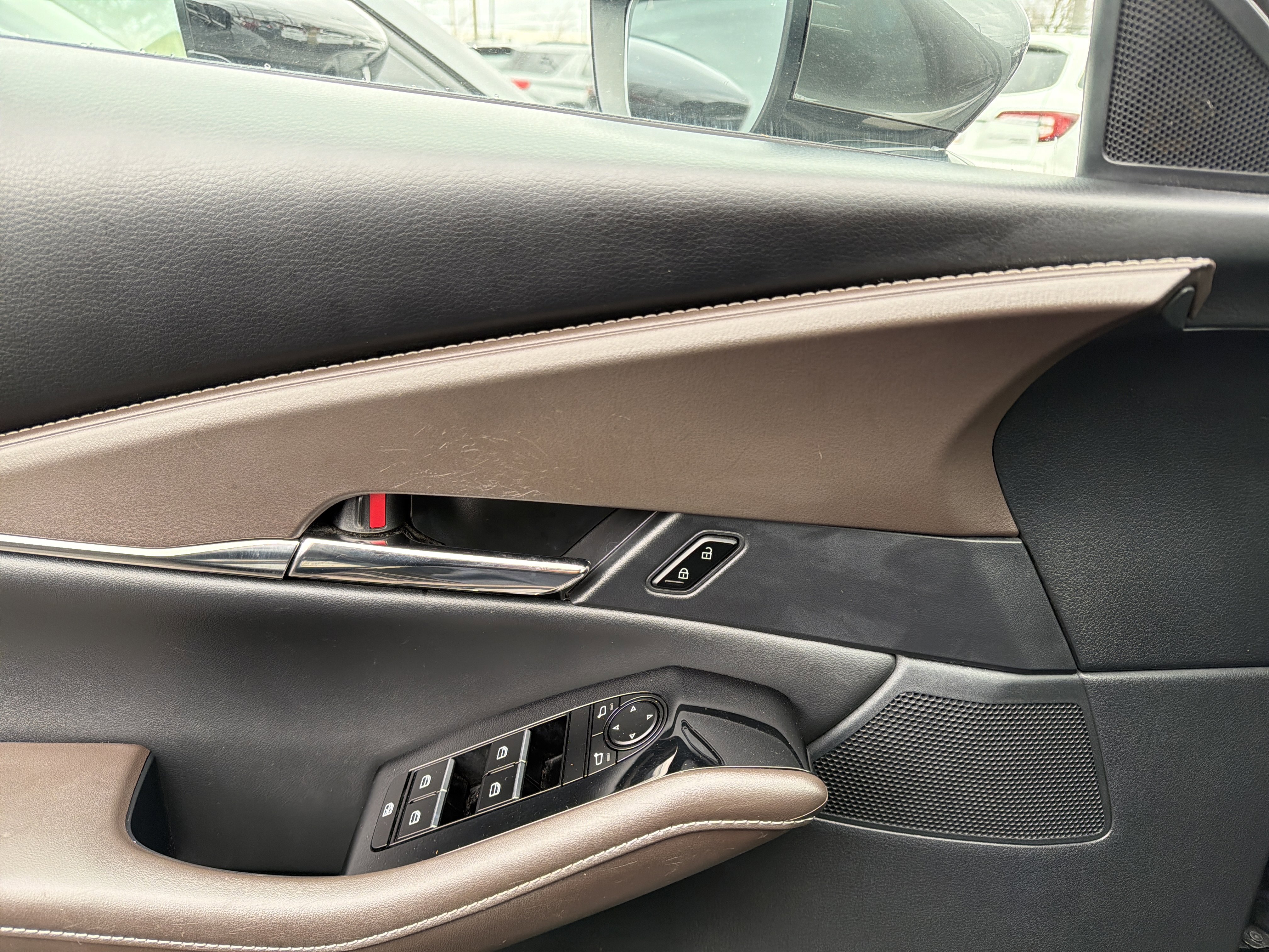 Certified 2023 MAZDA CX-30 AWD 2.5 S w/ Premium Package image 15