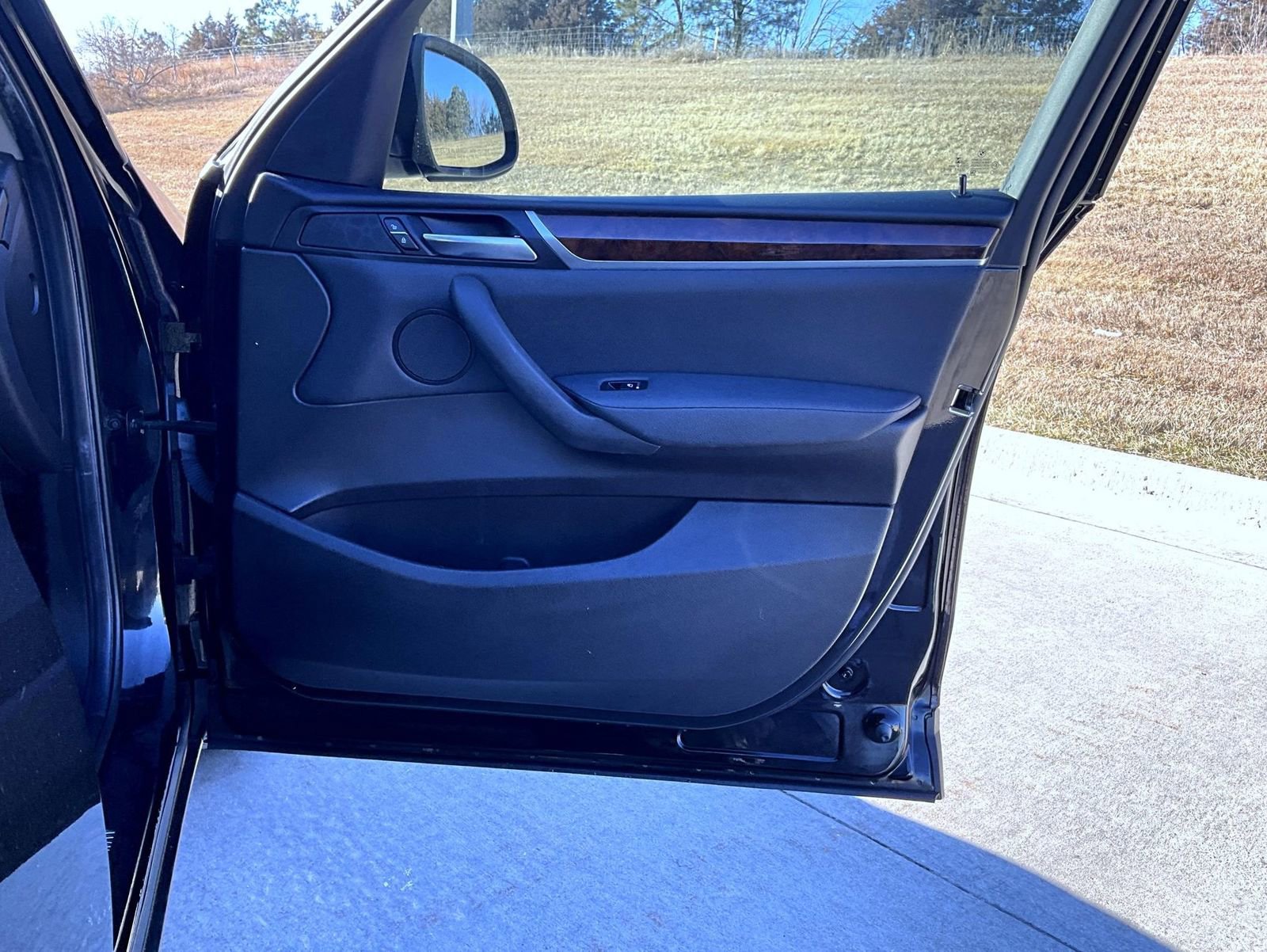 Used 2017 BMW X3 xDrive28i image 17