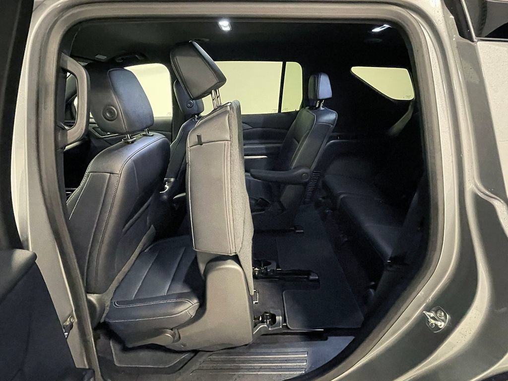 Used 2025 Chevrolet Traverse LT AWD/4WD image 20