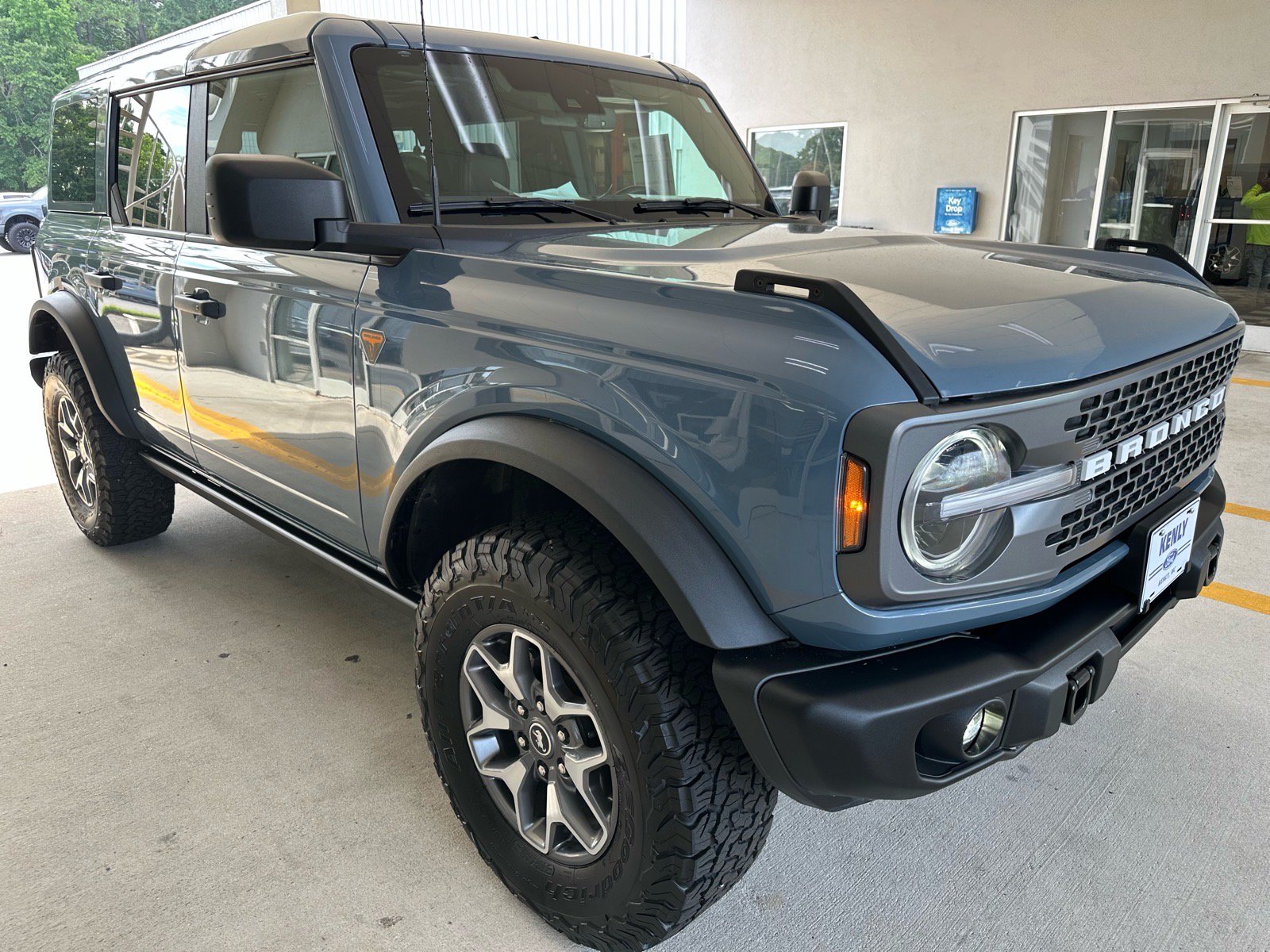 Certified 2025 Ford Bronco Badlands AWD/4WD image 8