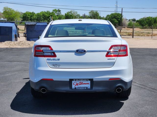 Used 2013 Ford Taurus SE FWD image 4