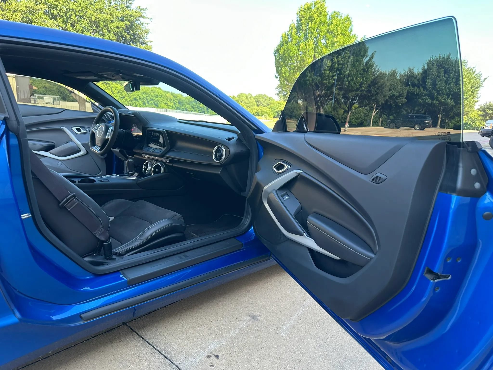 Used 2017 Chevrolet Camaro SS RWD image 17