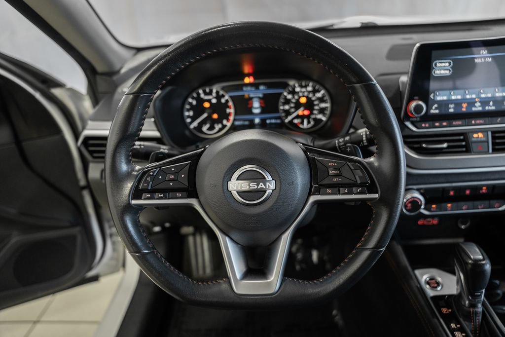 Used 2024 Nissan Altima 2.5 SR FWD image 26