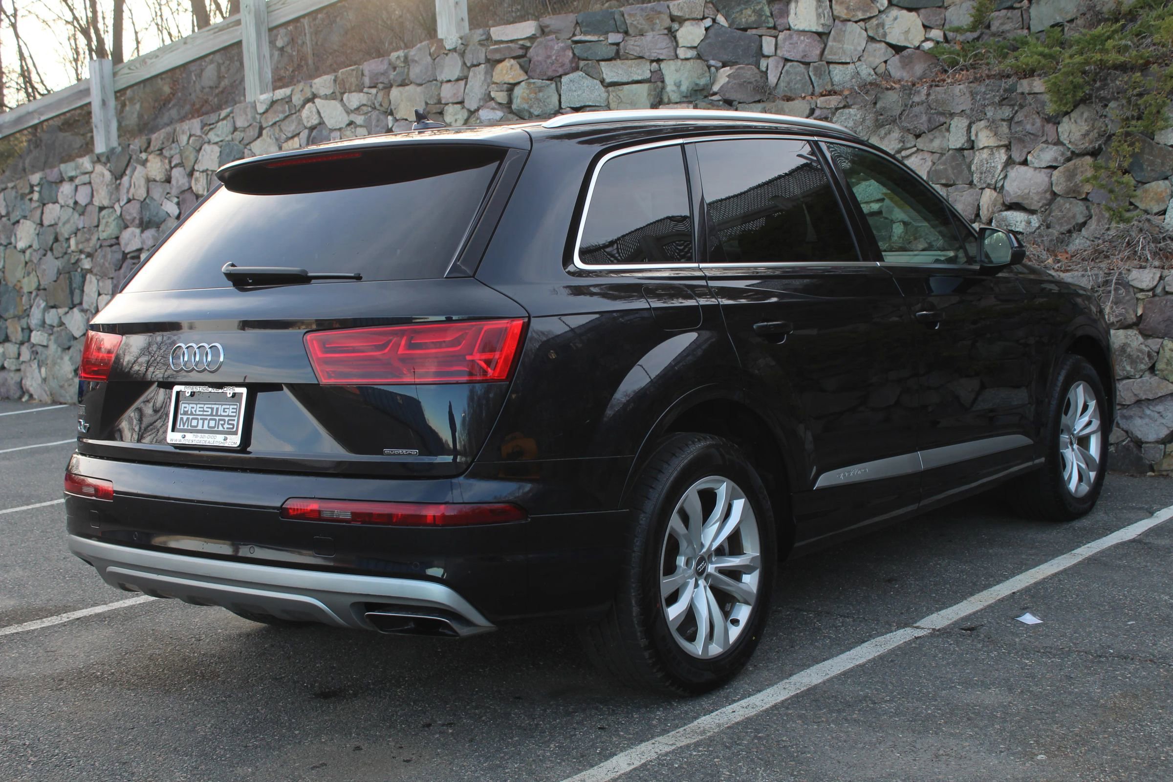 Used 2017 Audi Q7 2.0T Premium Plus w/ Premium Plus Package image 8