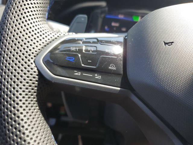 New 2026 Volkswagen Golf R w/ Euro Style Package AWD/4WD image 21