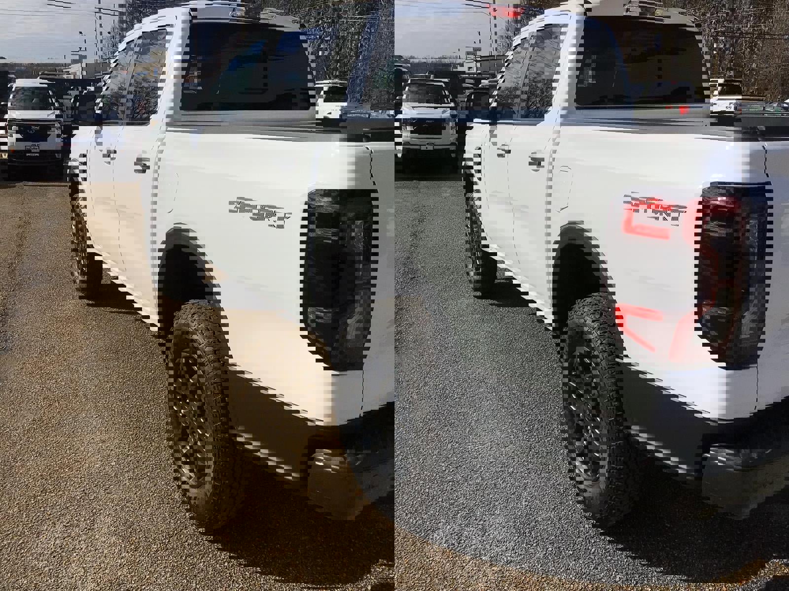 New 2025 Ford Ranger XLT w/ Equipment Group 301A High image 15