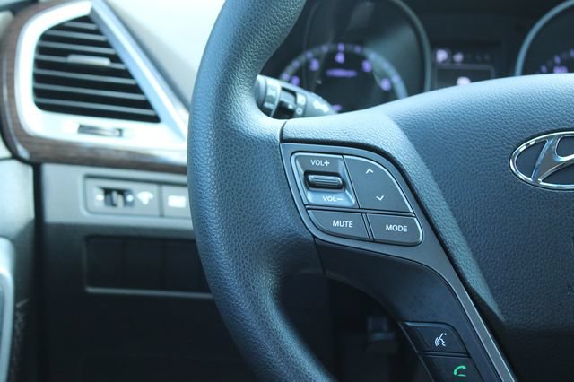Used 2018 Hyundai Santa Fe Sport w/ 2.4L Value Package 02 FWD image 19
