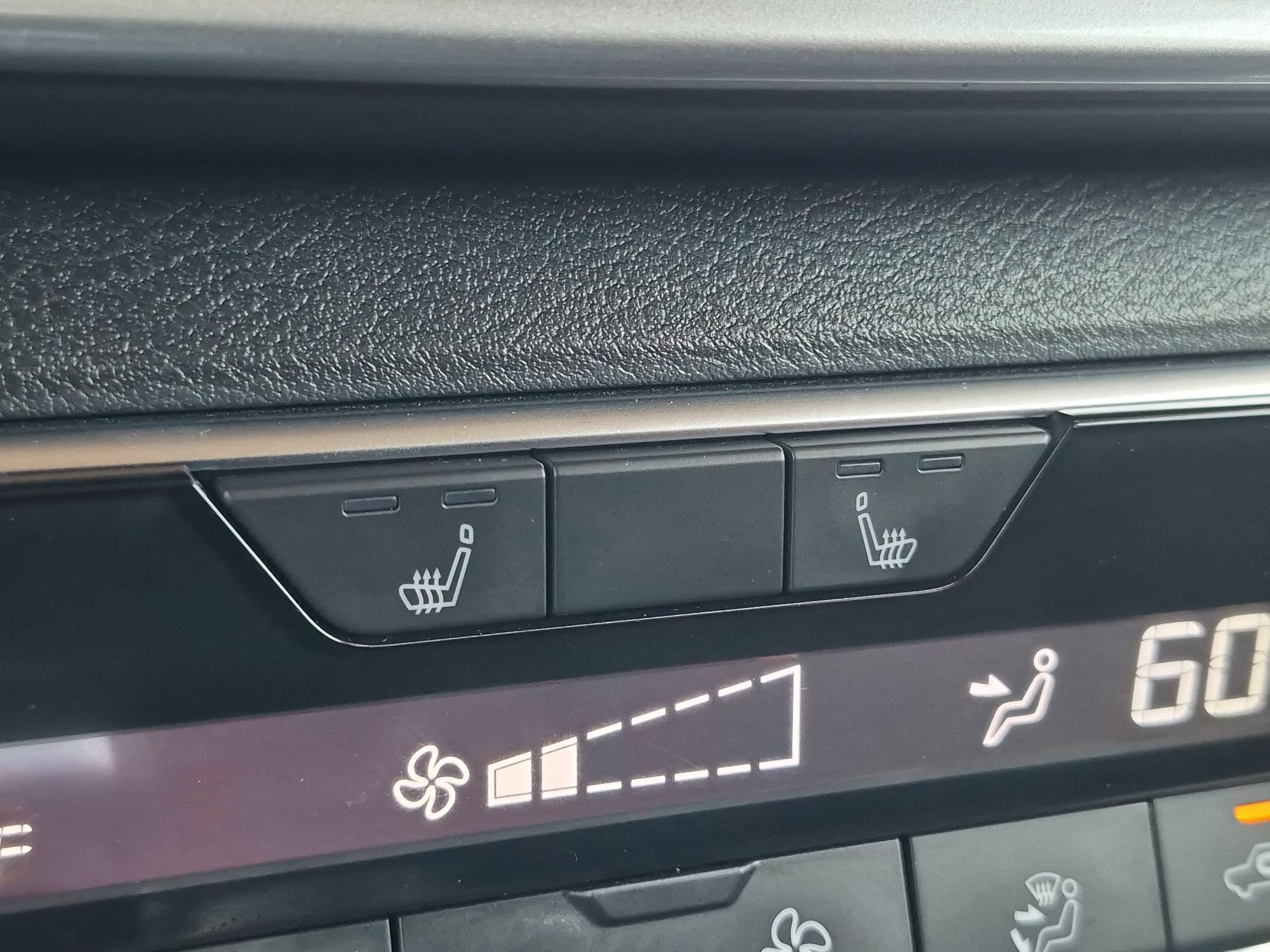 Used 2025 Nissan Altima 2.5 SR w/ SR Premium Package FWD image 20