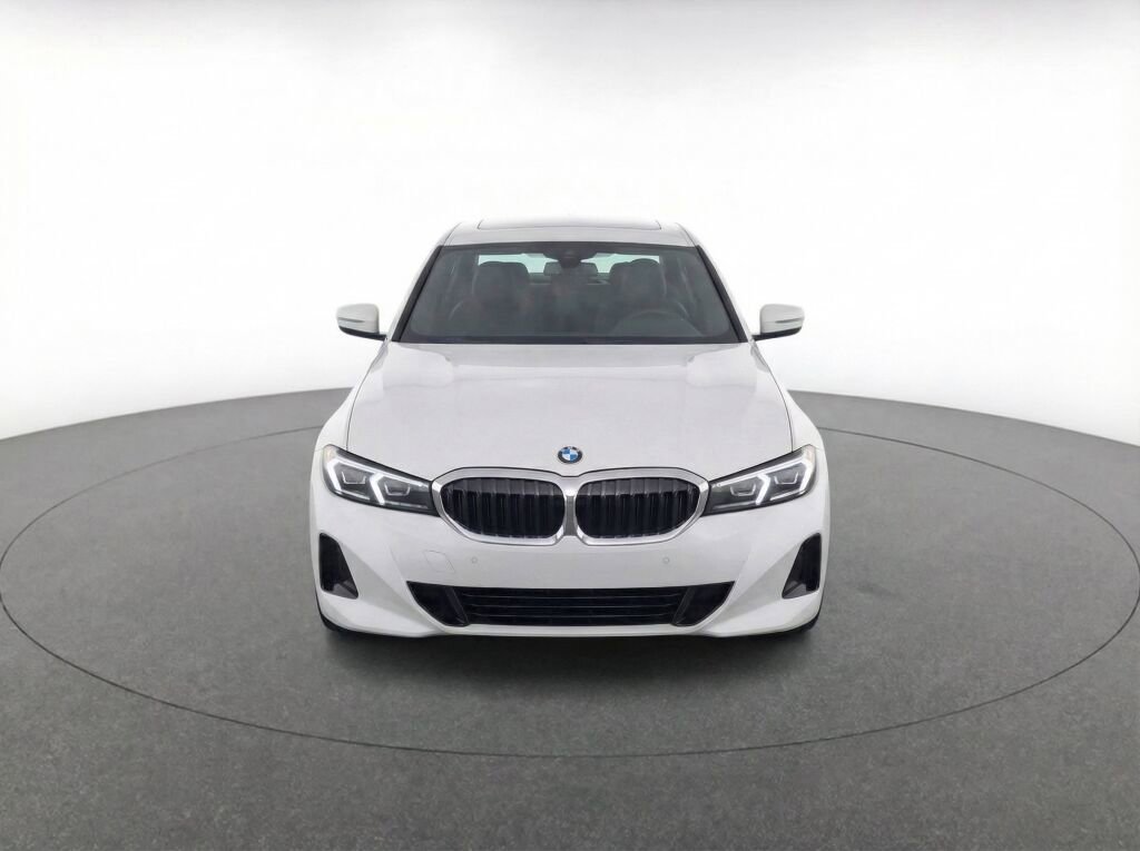 Used 2025 BMW 330i xDrive Sedan w/ Premium Package image 38