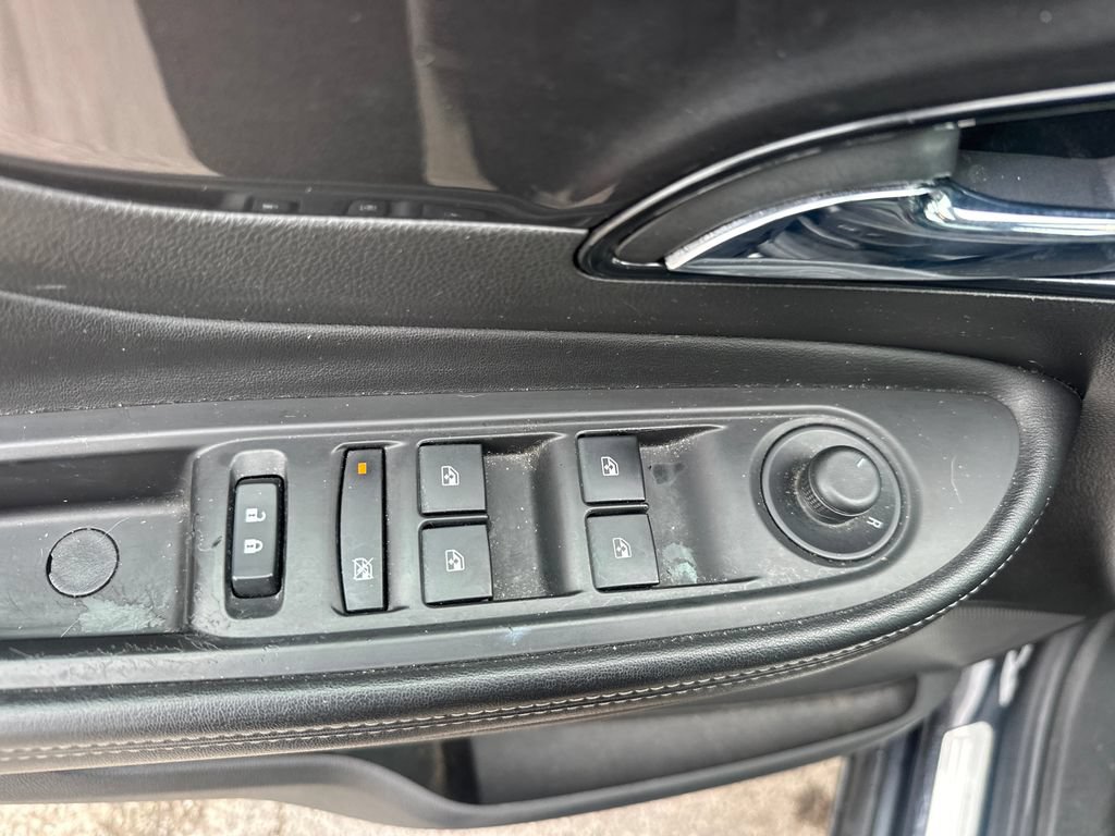 Used 2018 Buick Encore Preferred FWD image 13
