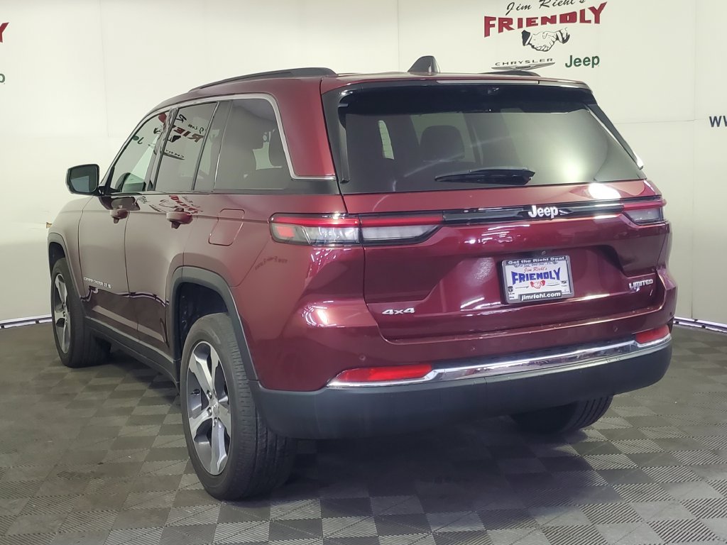 Used 2024 Jeep Grand Cherokee Limited w/ Luxury Tech Group II AWD/4WD image 4