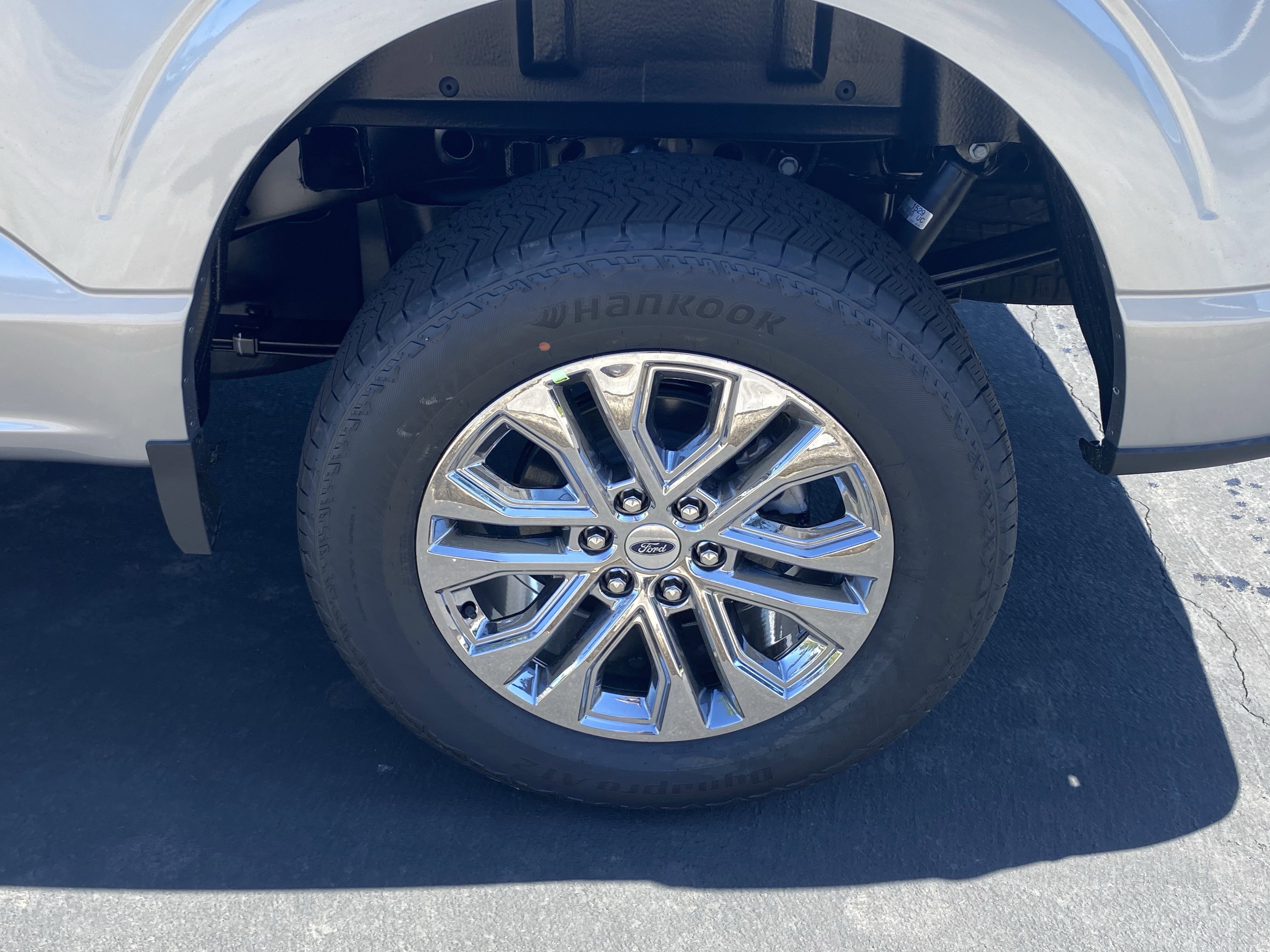 New 2025 Ford F150 Lariat w/ Equipment Group 502A High image 20