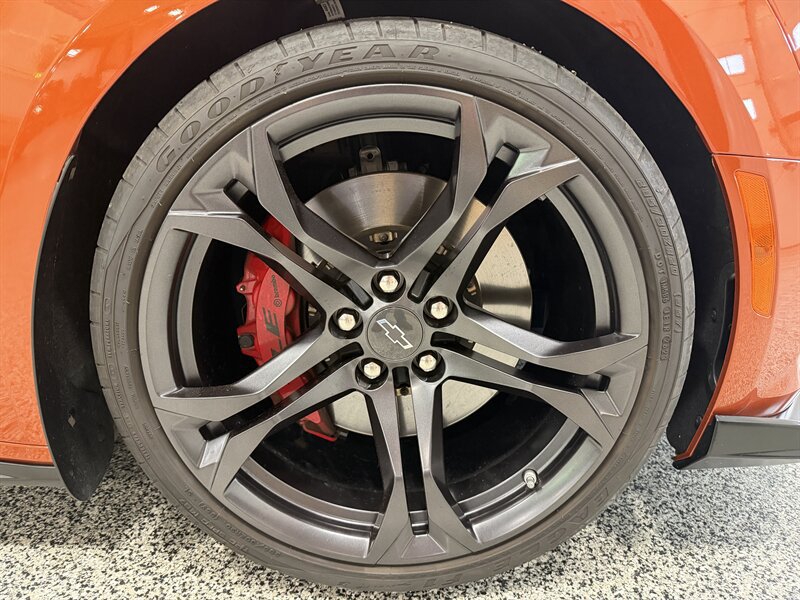Used 2024 Chevrolet Camaro SS RWD image 29