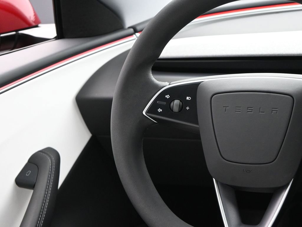 Used 2025 Tesla Model 3 Long Range image 31
