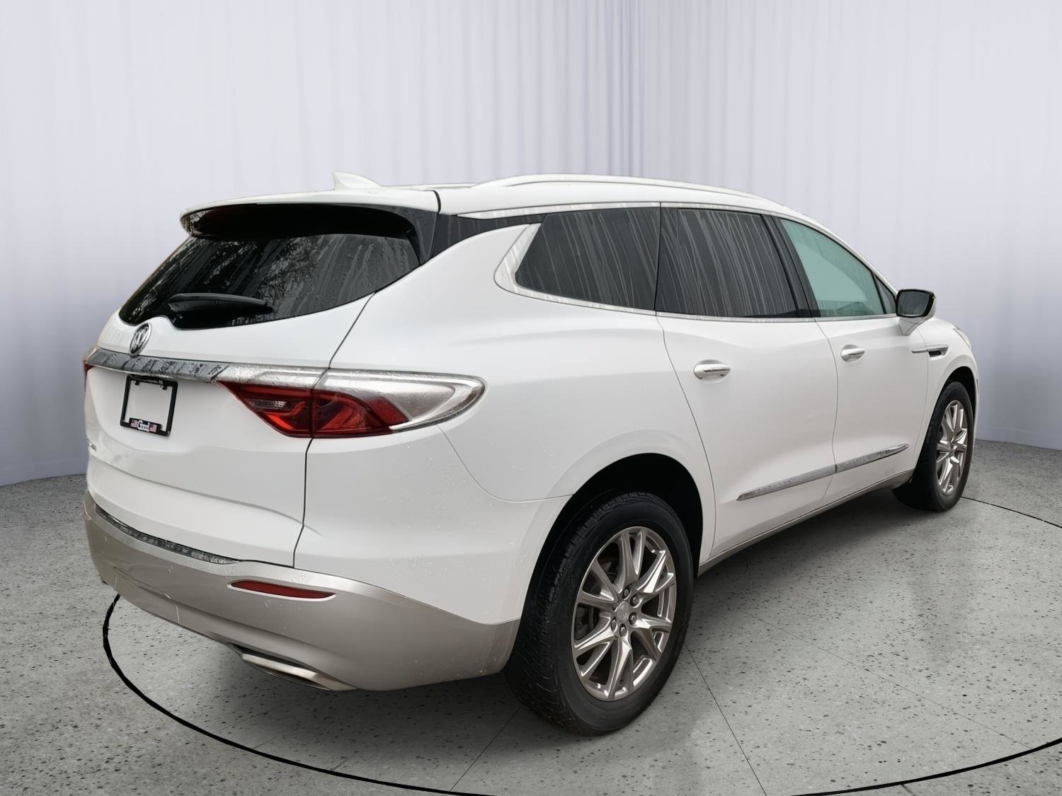 Used 2022 Buick Enclave Premium image 7
