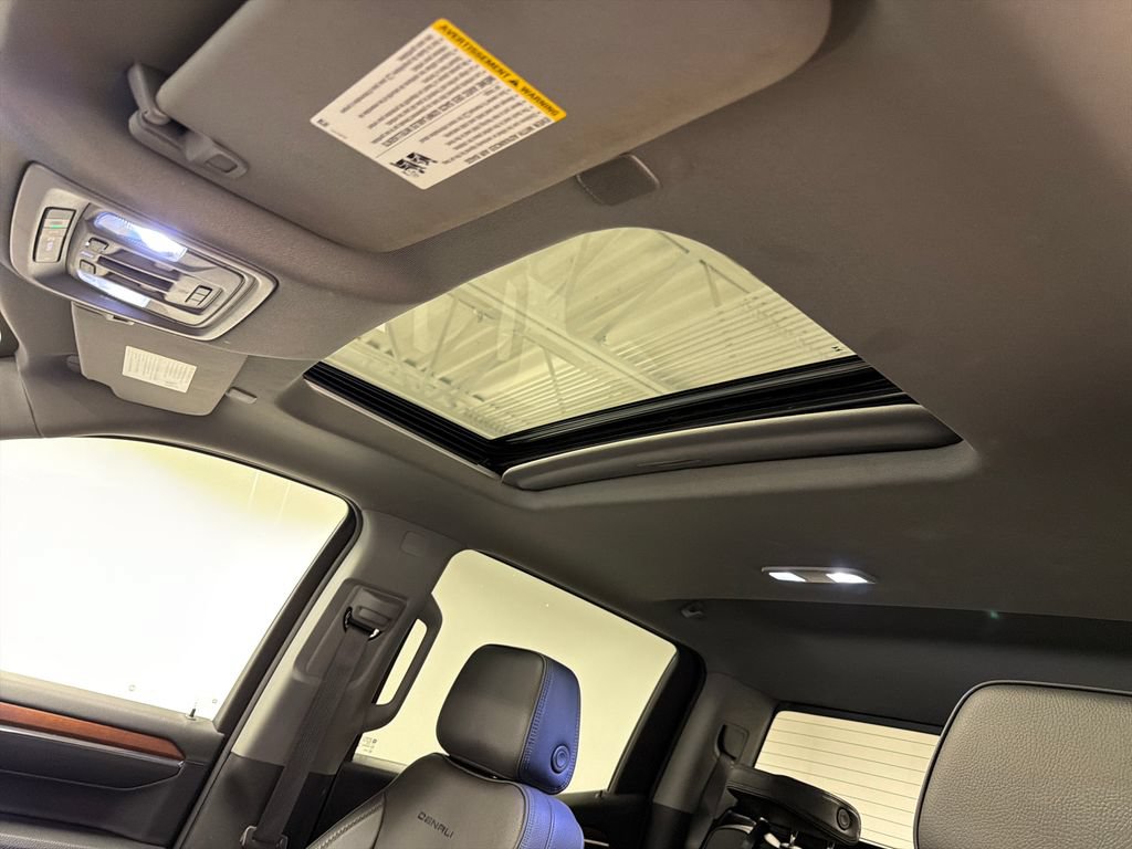 Used 2024 GMC Sierra 1500 Denali AWD/4WD image 29