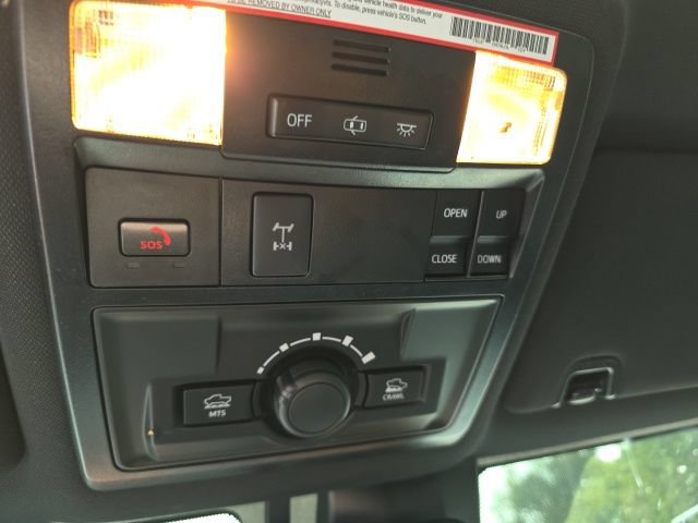 Used 2022 Toyota Tacoma TRD Off-Road w/ TRD Premium Off Road Package AWD/4WD image 11
