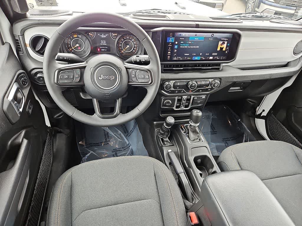 Used 2025 Jeep Wrangler Unlimited Sport AWD/4WD image 10