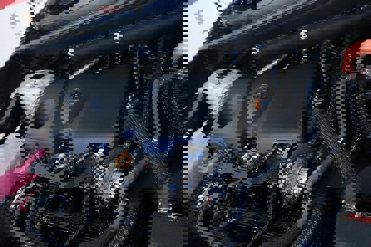 Used 2022 Toyota RAV4 XLE Premium image 7