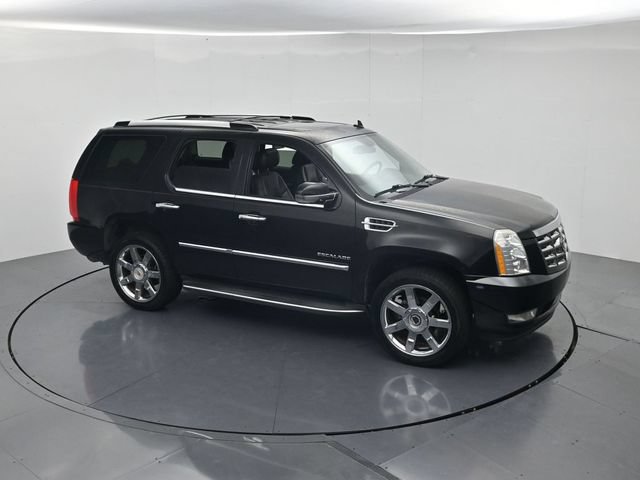 Used 2011 Cadillac Escalade Luxury AWD/4WD image 47