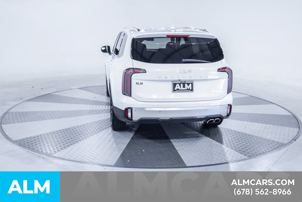 Used 2024 Kia Telluride EX FWD image 8