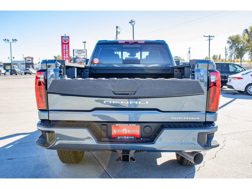 New 2026 GMC Sierra 3500 Denali w/ Denali Reserve Package image 14