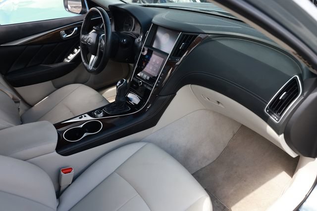 Used 2018 INFINITI Q50 Luxe w/ Cargo Package (L95) RWD image 21