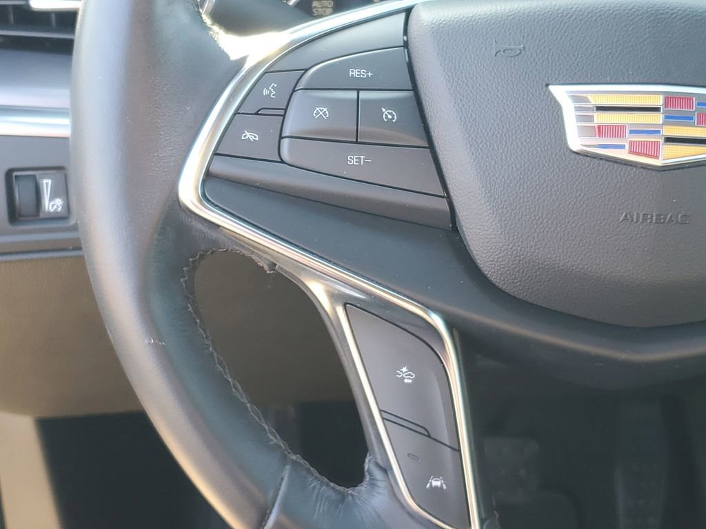 Used 2023 Cadillac XT5 Luxury image 11