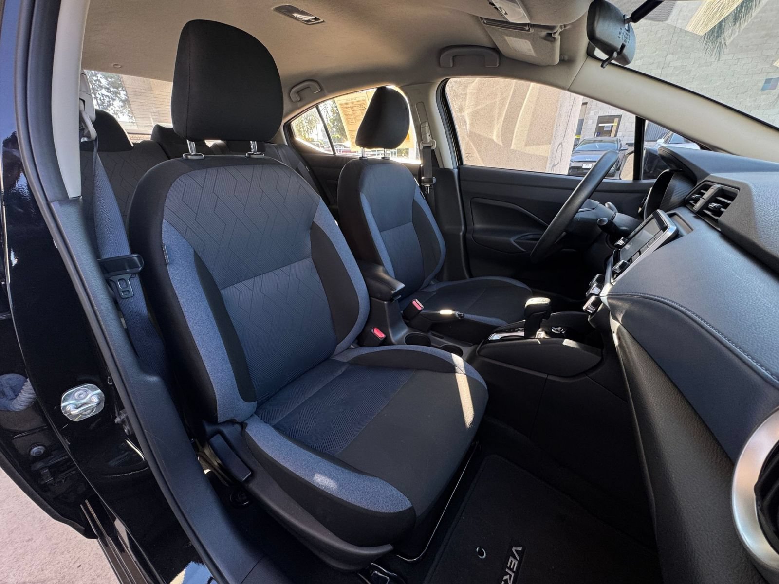 Used 2025 Nissan Versa SV w/ Trunk Package FWD image 34