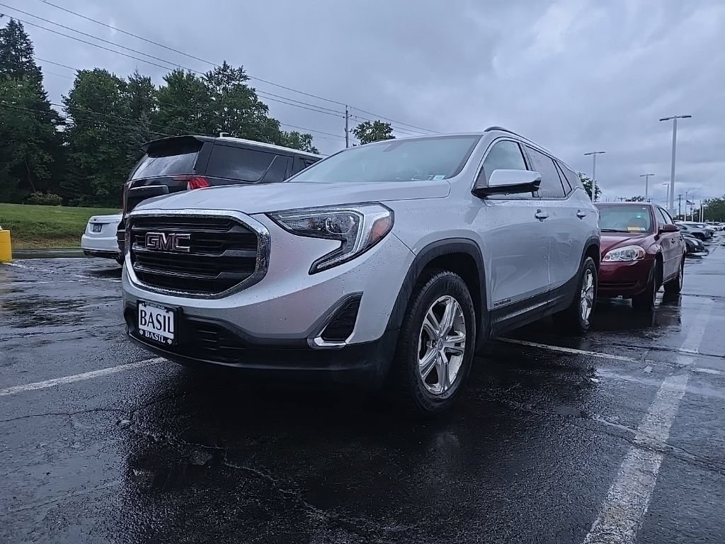 Used 2019 GMC Terrain SLE w/ Driver Convenience Package AWD/4WD image 1