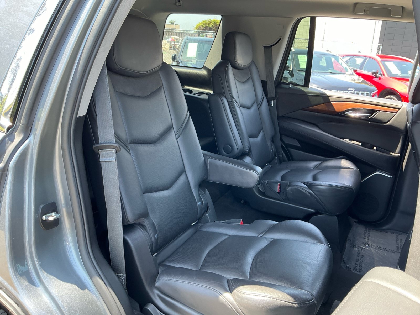 Used 2020 Cadillac Escalade 4WD image 20