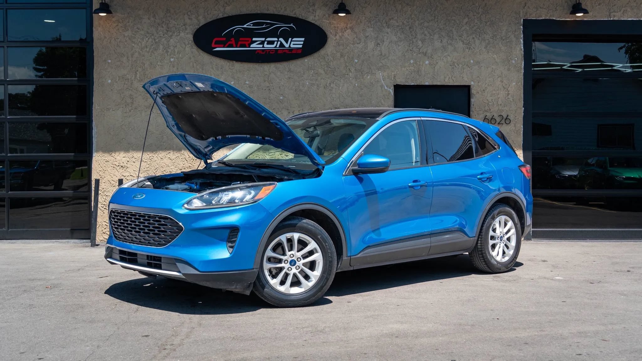 Used 2020 Ford Escape SE FWD image 12