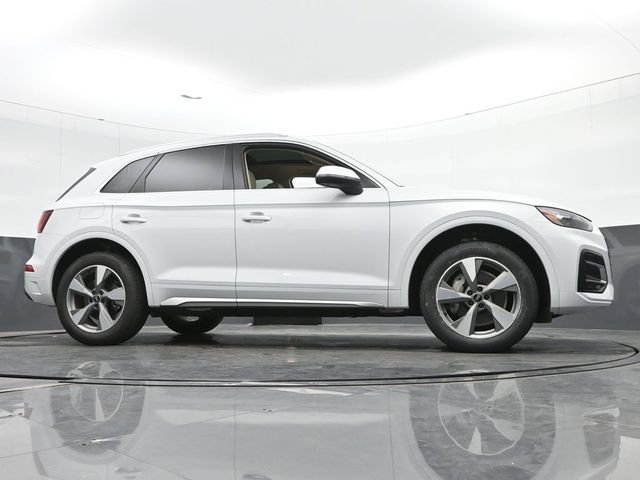 Used 2025 Audi Q5 2.0T Premium Plus w/ Premium Plus Package AWD/4WD image 33