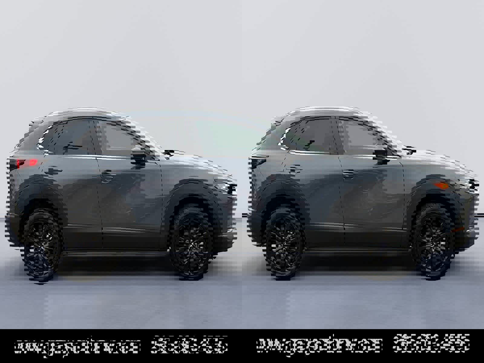 Used 2024 MAZDA CX-30 AWD 2.5 S w/ Preferred Package image 2