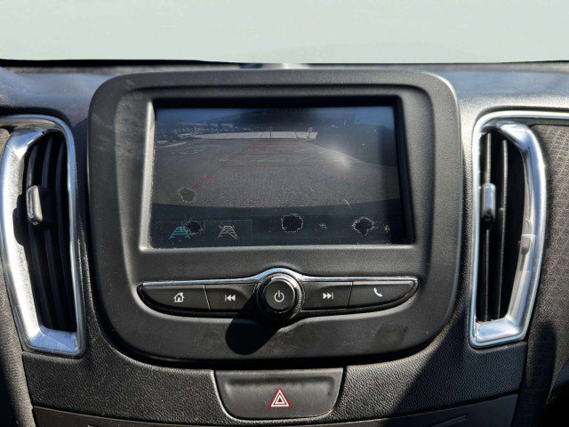 Used 2016 Chevrolet Malibu LT image 31