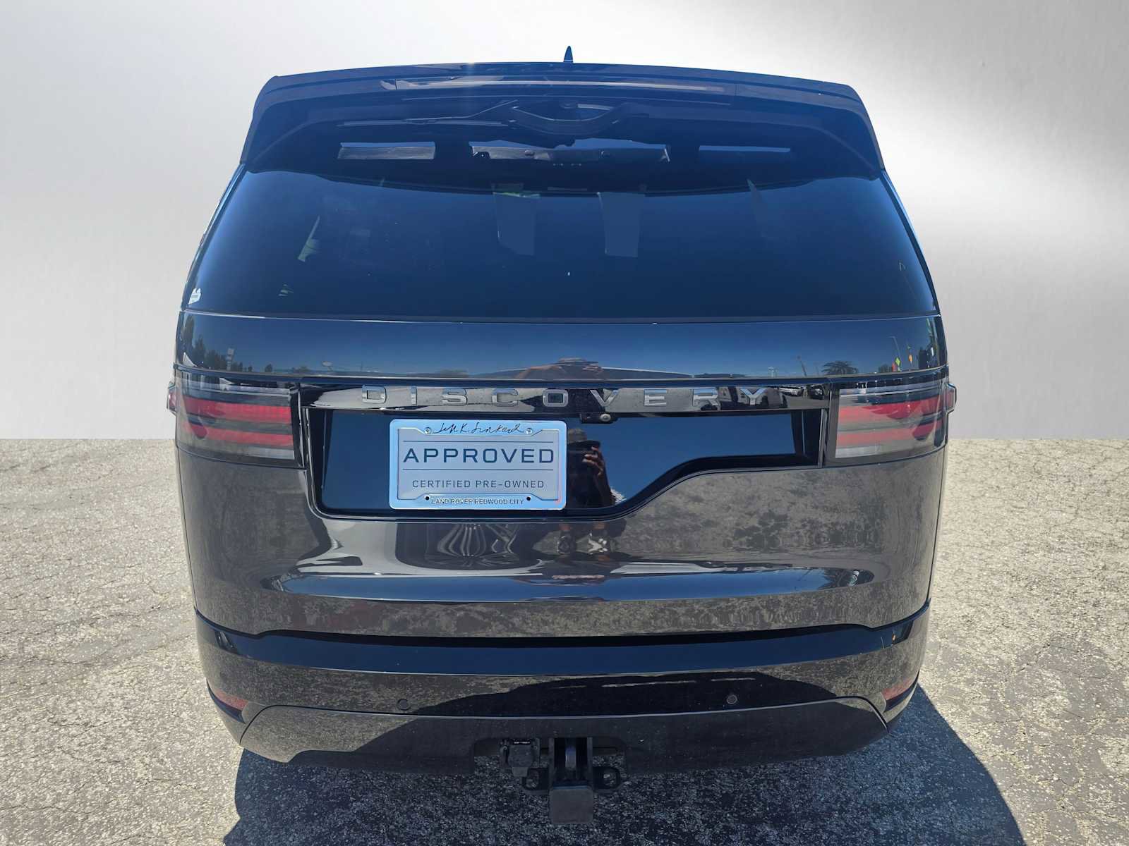 Used 2025 Land Rover Discovery Dynamic SE AWD/4WD image 4