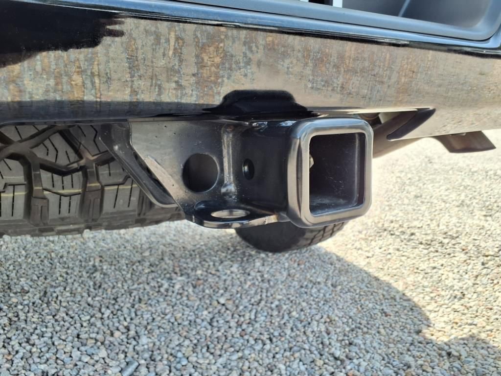 Used 2023 Chevrolet Silverado 1500 ZR2 w/ Technology Package image 32