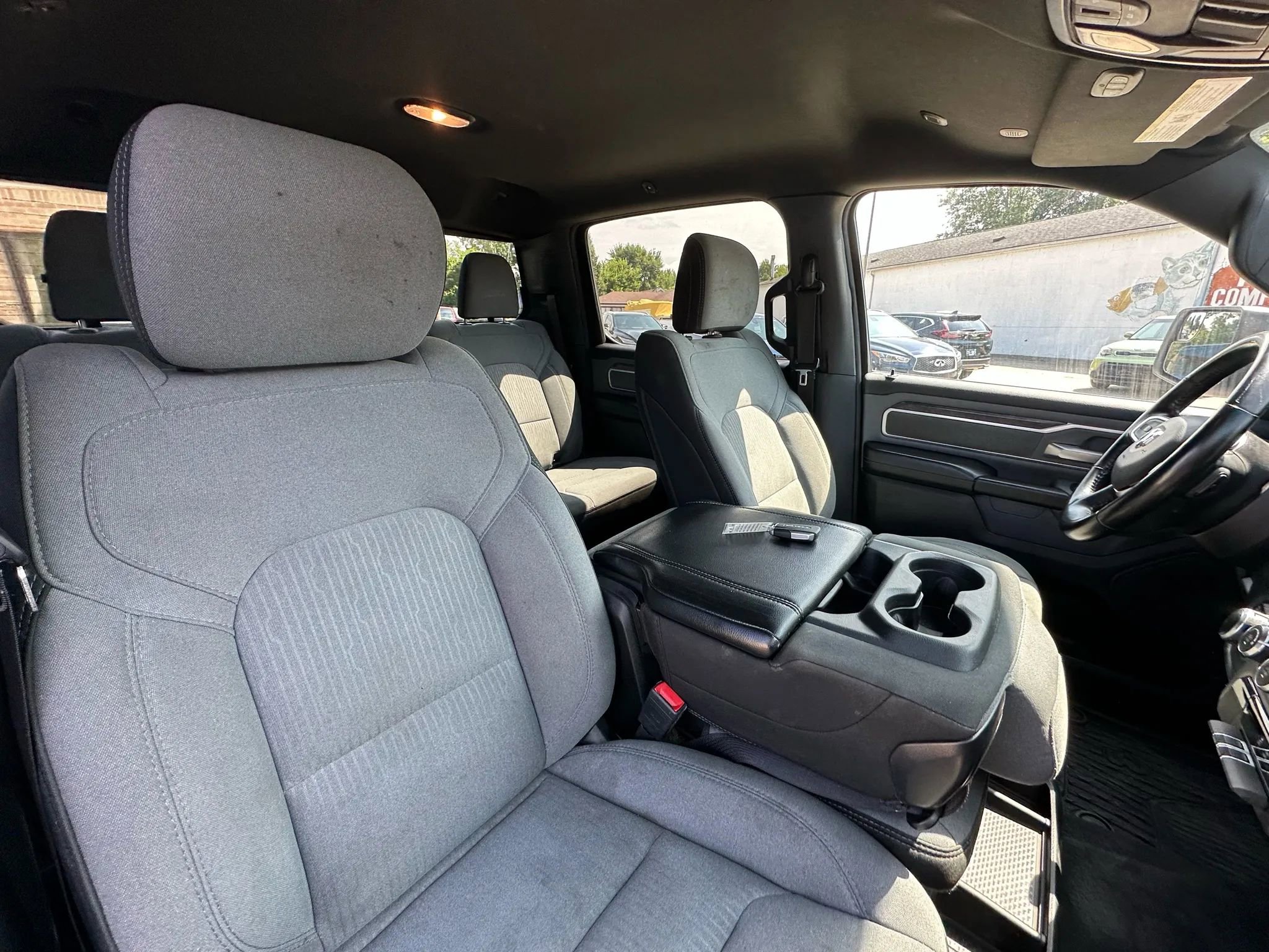 Used 2021 RAM 1500 Big Horn image 13
