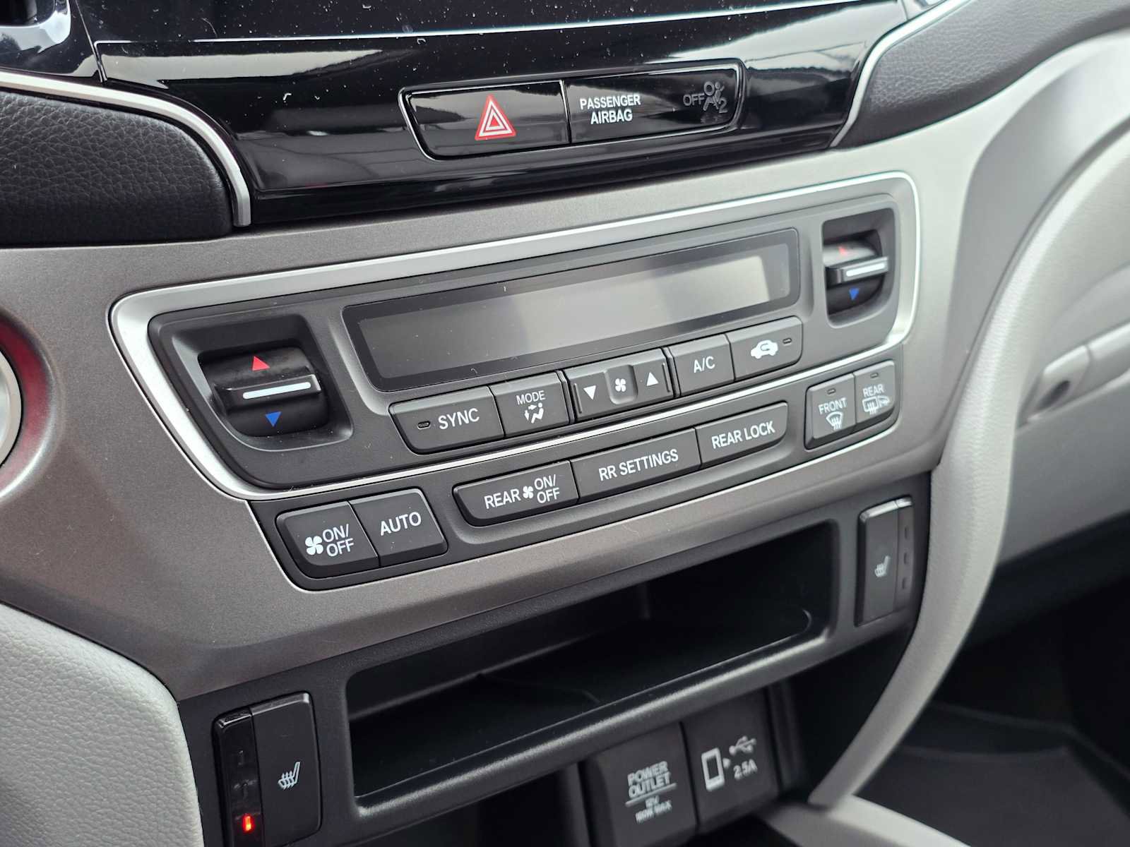 Used 2022 Honda Pilot Special Edition image 32