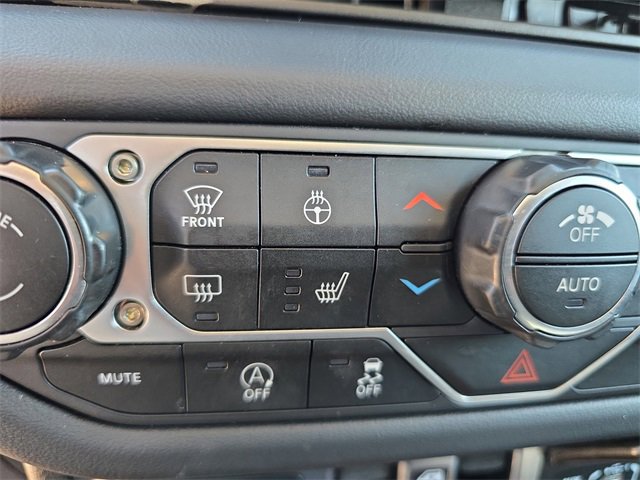 Certified 2025 Jeep Wrangler Sahara image 19