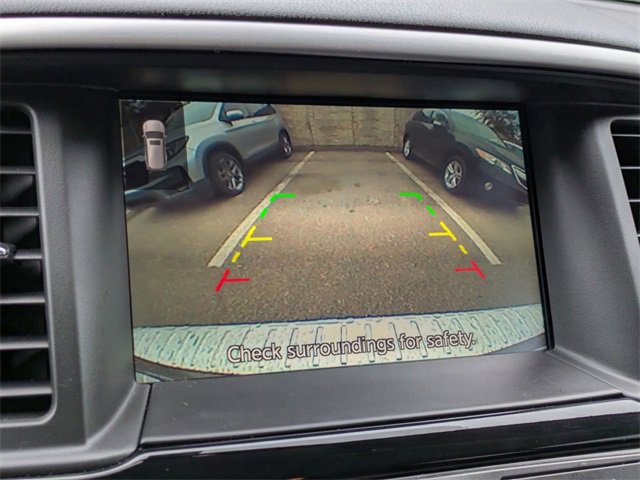 Used 2020 Nissan Pathfinder SV image 23