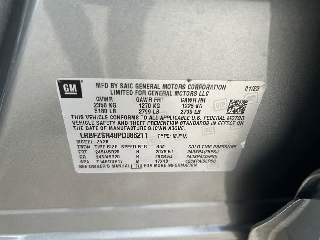 Used 2023 Buick Envision Avenir image 34