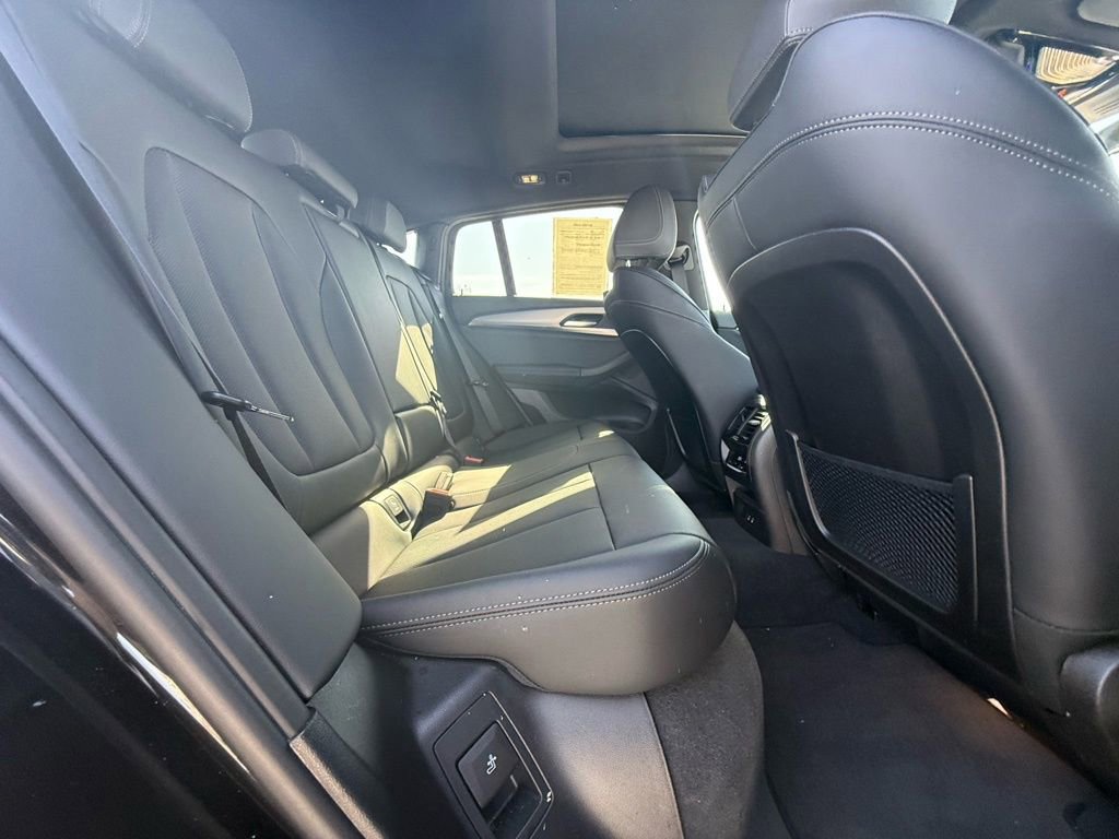 Used 2025 BMW X4 xDrive30i image 34