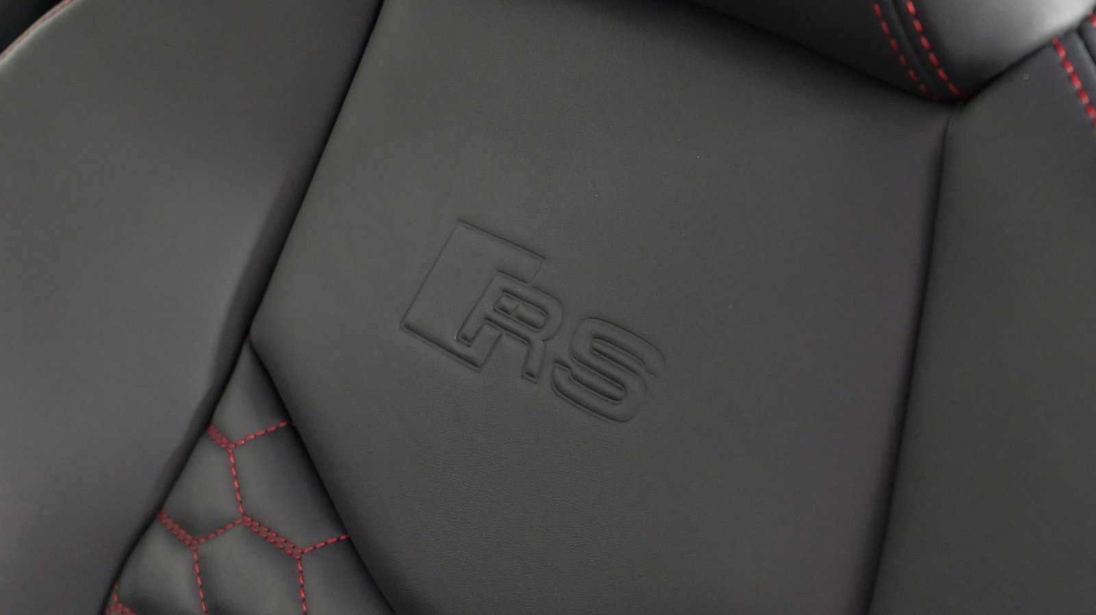 Used 2021 Audi TT RS image 32